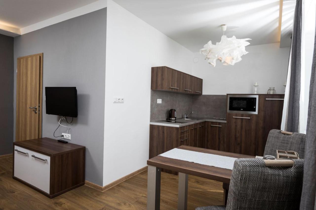 Sting Apartmany Тринец Екстериор снимка